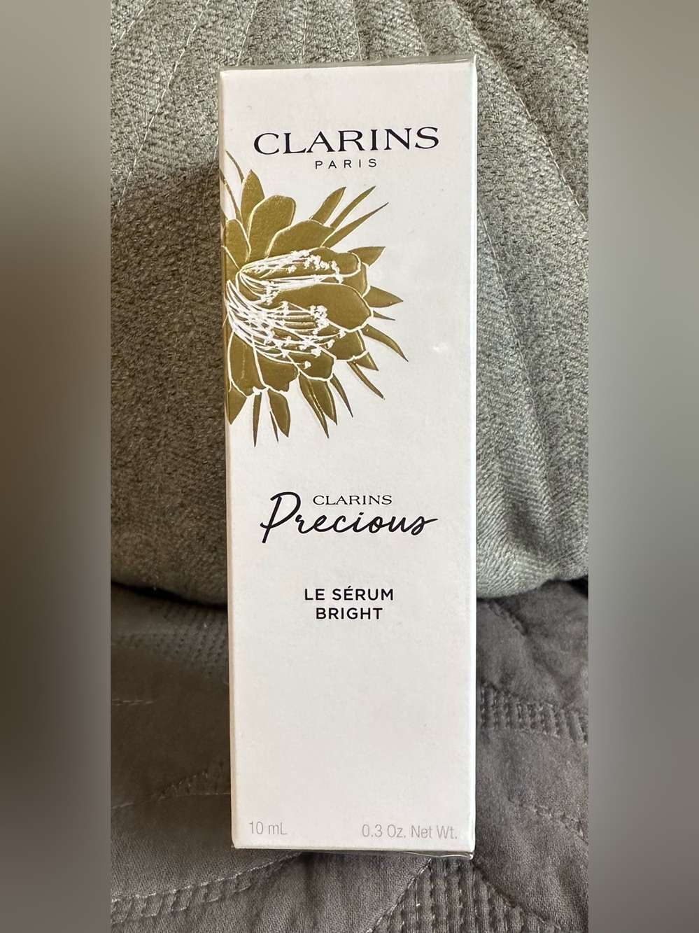 Brand New and Sealed Clarins Precious Le Sérum Bright - 10ml